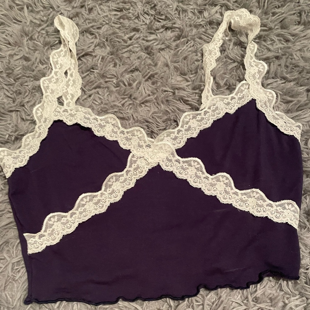 Cropped tank.
